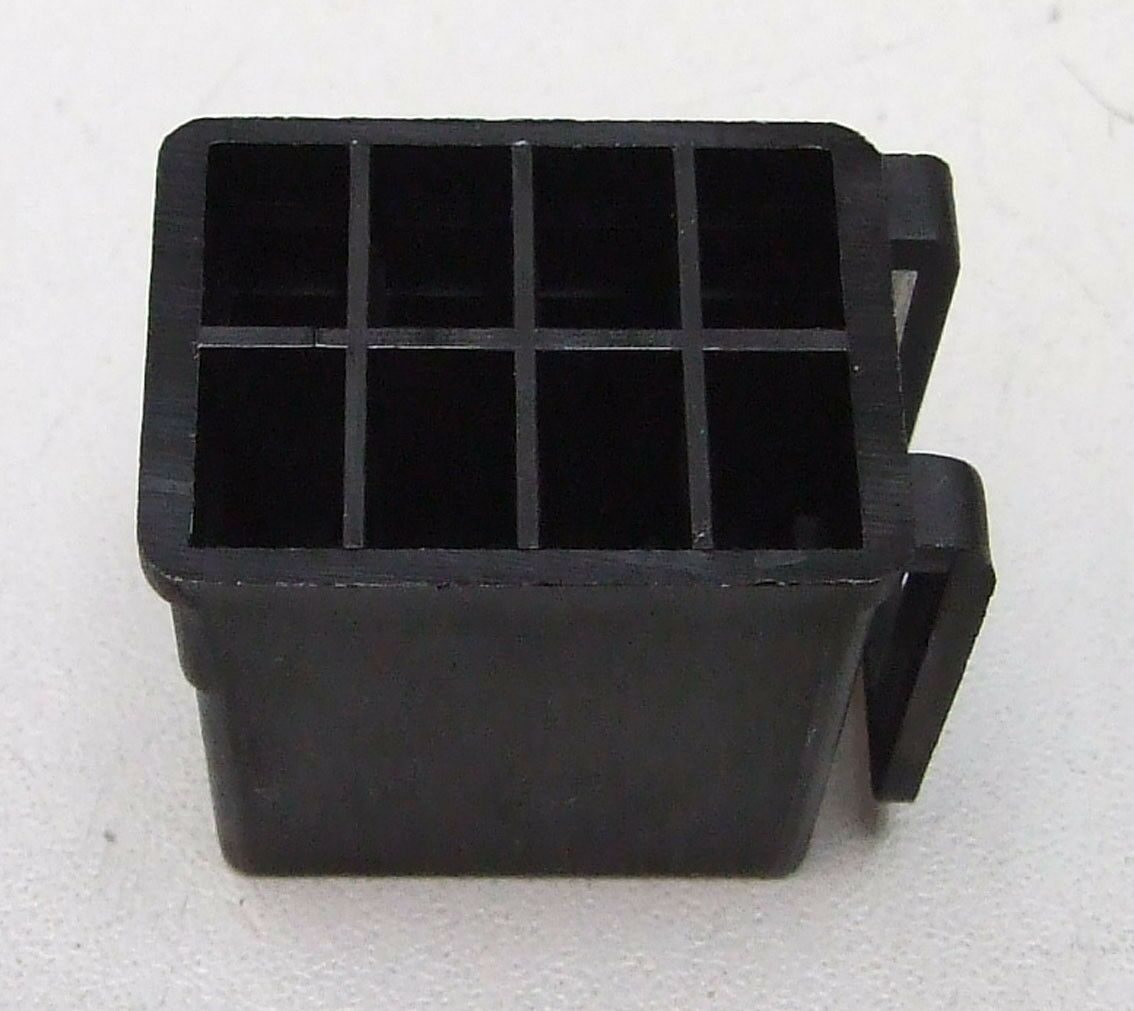 Plasticni konektor crni