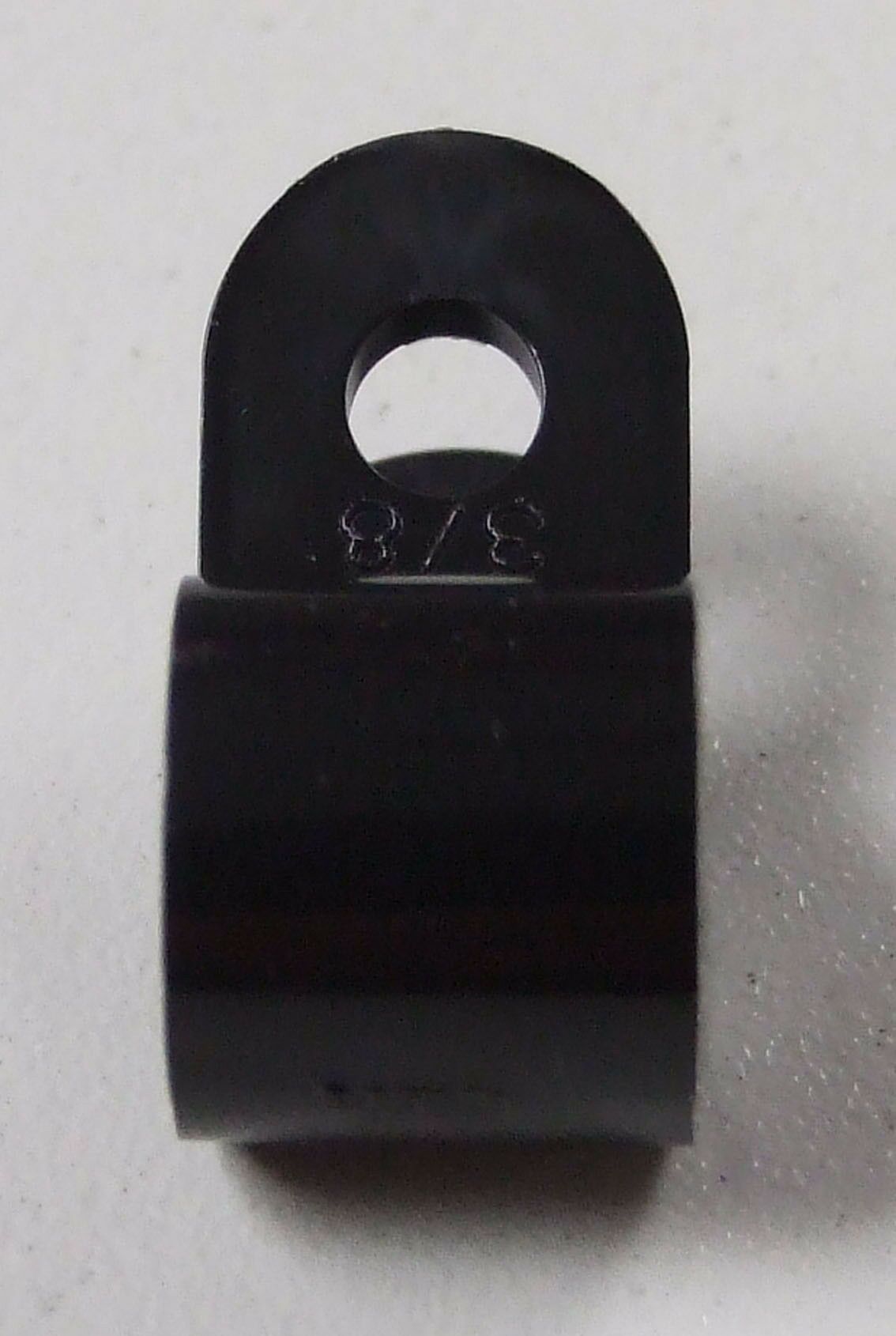 Plast.tipla u sasiju f9.5mm