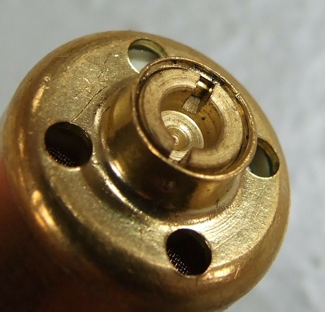 Kontrolni ventil kompresora sanden sd7v12