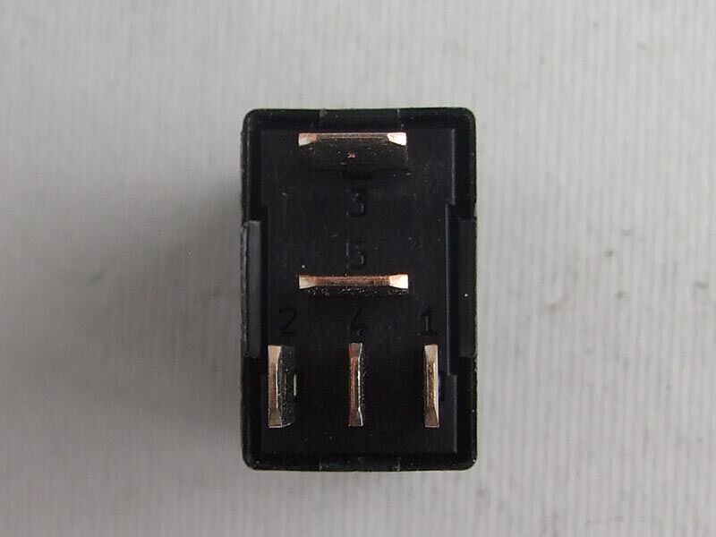 Rele mini 12v 15/25 amp 5 izv.sa diodom