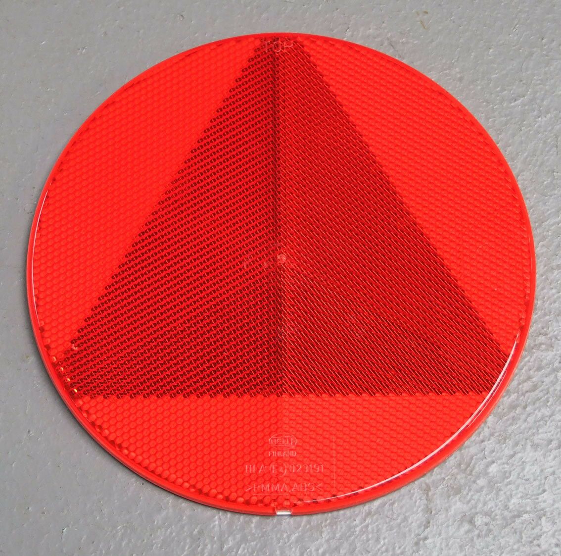 Katadiopter crveni okrugli sa trouglom fi156